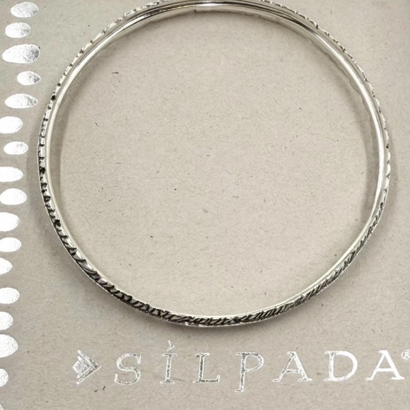 NEW Silpada Vintage Sterling Silver 
Feather Etched Bangle Bracelet - Picture 3 of 10